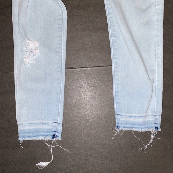 American Eagle Outfitters Size 2 Hi-Rise Jegging Super Super Stretch Distress - Picture 16 of 16